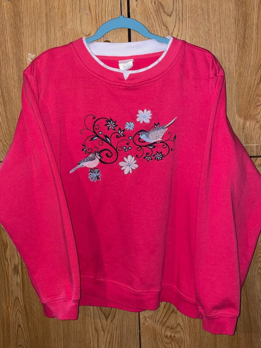 embroidered bird crewneck